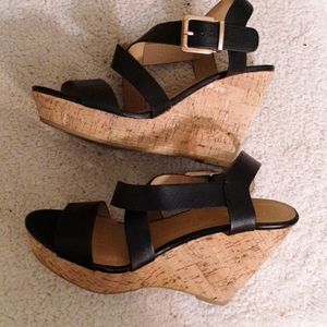 Coconuts By Matisse Black Wedge Sandals Sz 9